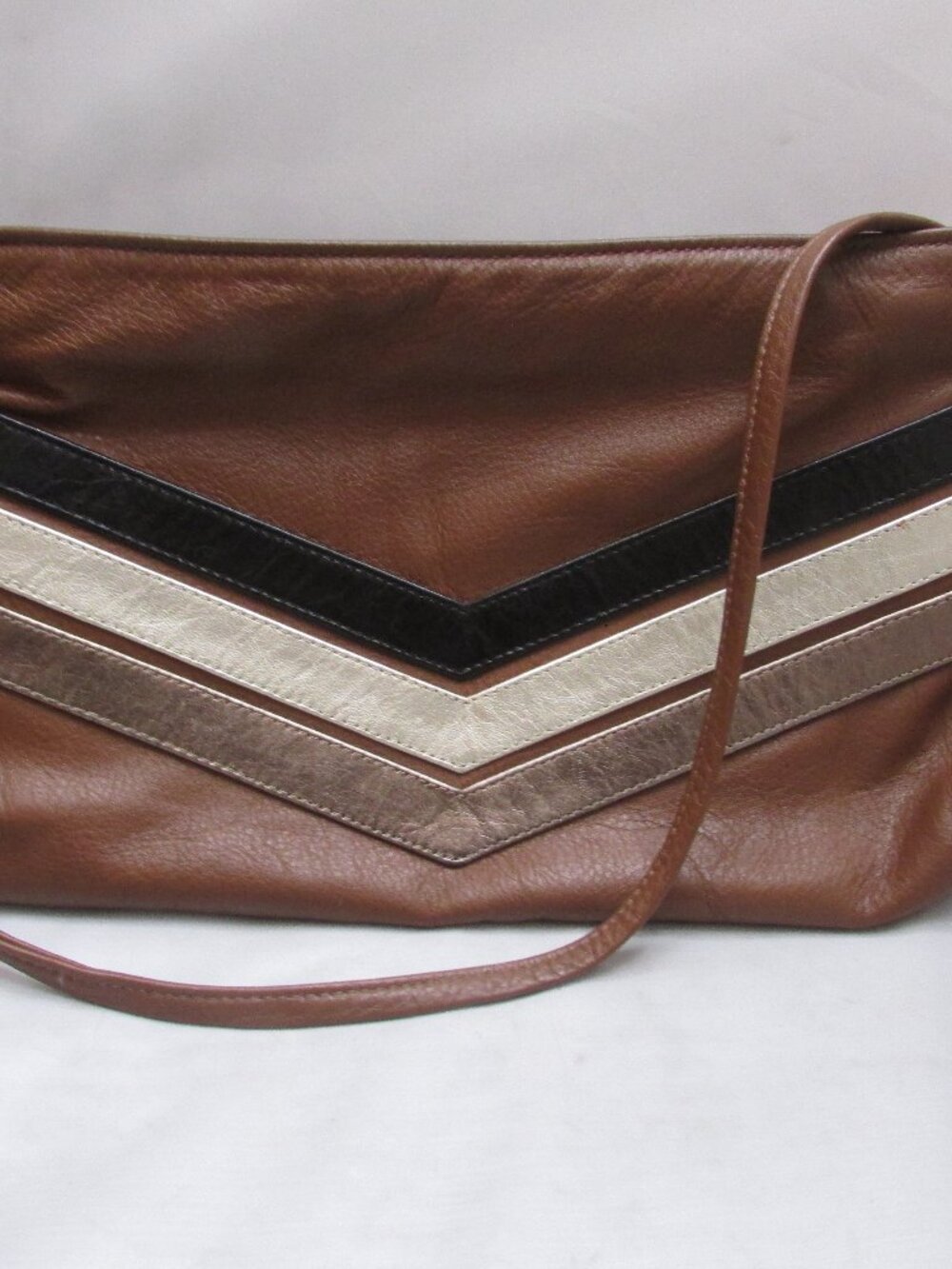 Kim White Chevron Brown Black Neutral Shoulder Purse Used As Is